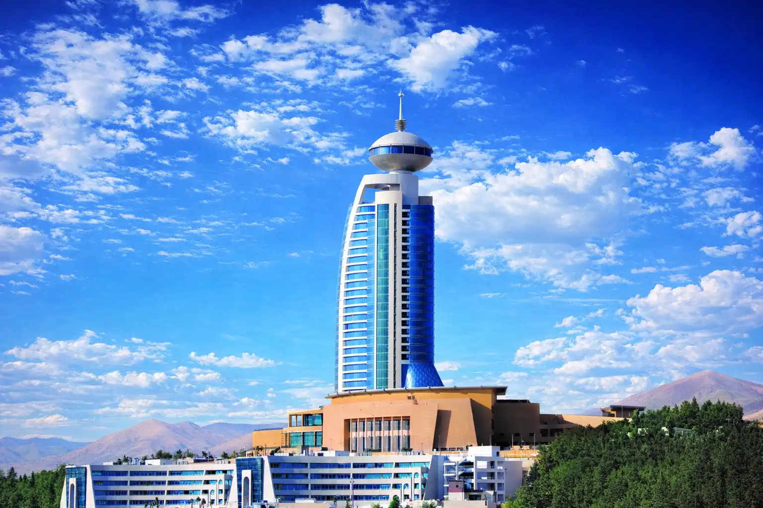 Grand Millennium Hotel